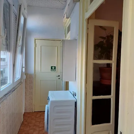 Apartament Charming Flat With 2 Bedrooms On Lisbon's 7th Hill *