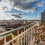 Charming Flat With 2 Bedrooms On Lisbon's 7th Hill Apartament *