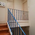 Apartament Charming Flat With 2 Bedrooms On Lisbon's 7th Hill *