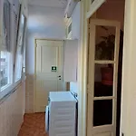 Apartament Charming Flat With 2 Bedrooms On Lisbon's 7th Hill *